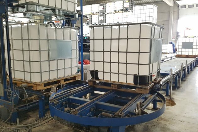 Table rotative convoyeur à chaines métalliques