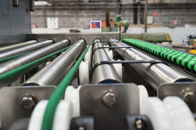 Transfert courroie rouleaux