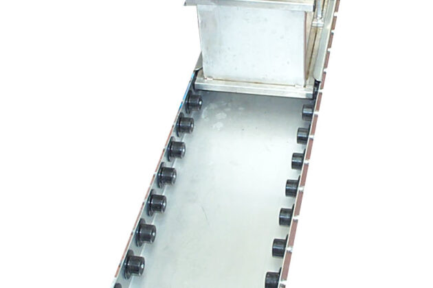 Convoyeur à rouleaux bacs