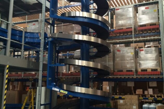 Convoyeur élévateur spiralé