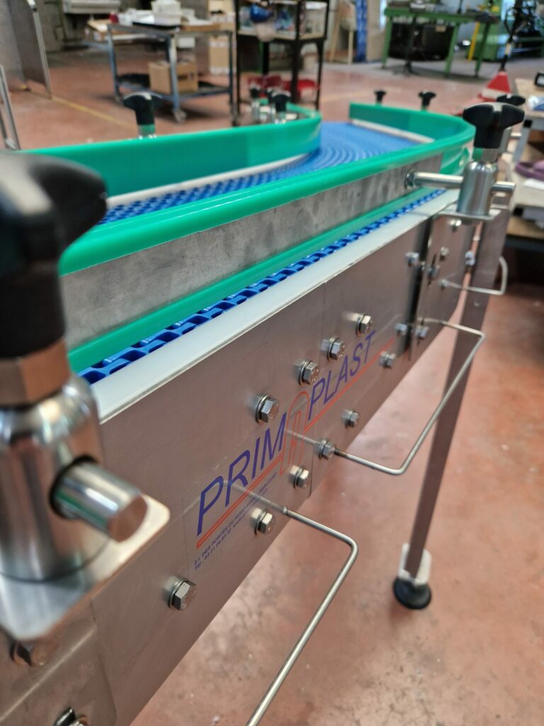 Convoyeurs hygiéniques : une solution efficace pour industries sensibles