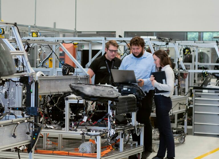 Automatisation et ergonomie : réduire la pénibilité au travail